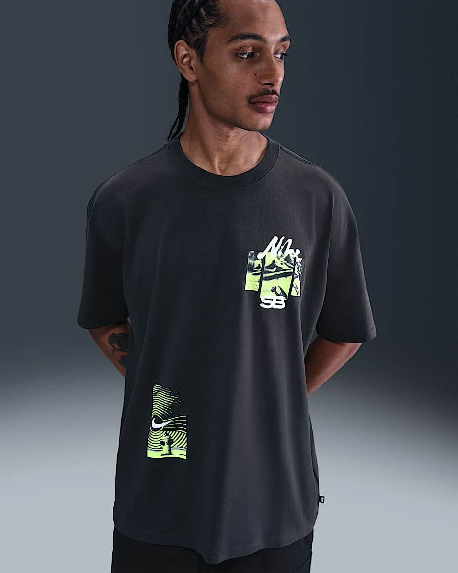 【NIKE】Max90 ポップ グラッフィック Tシャツ Nike Men's Sportswear Max90 Graphic T-shirt | Academy